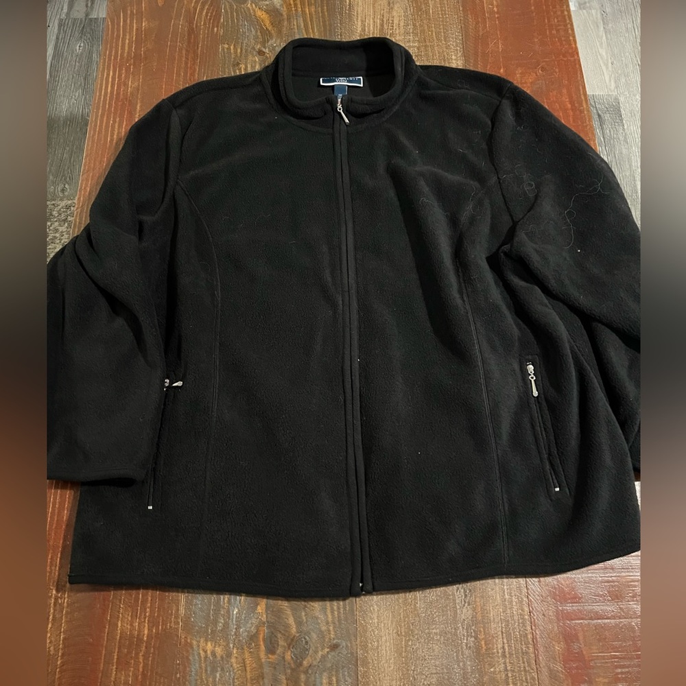 Black fleece jacket